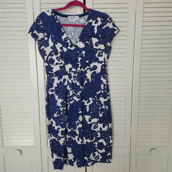 white christmas dresses Boden Women's Naomi Relaxed Jersey Dress in Black main image 1